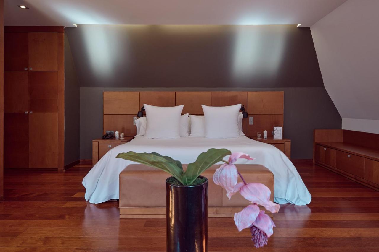 Traditional Suite