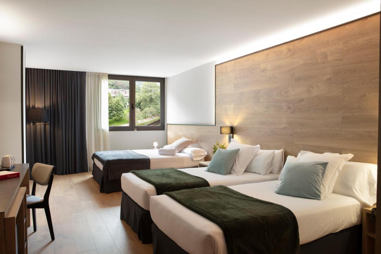 Triple Room,1421022303:JPEG