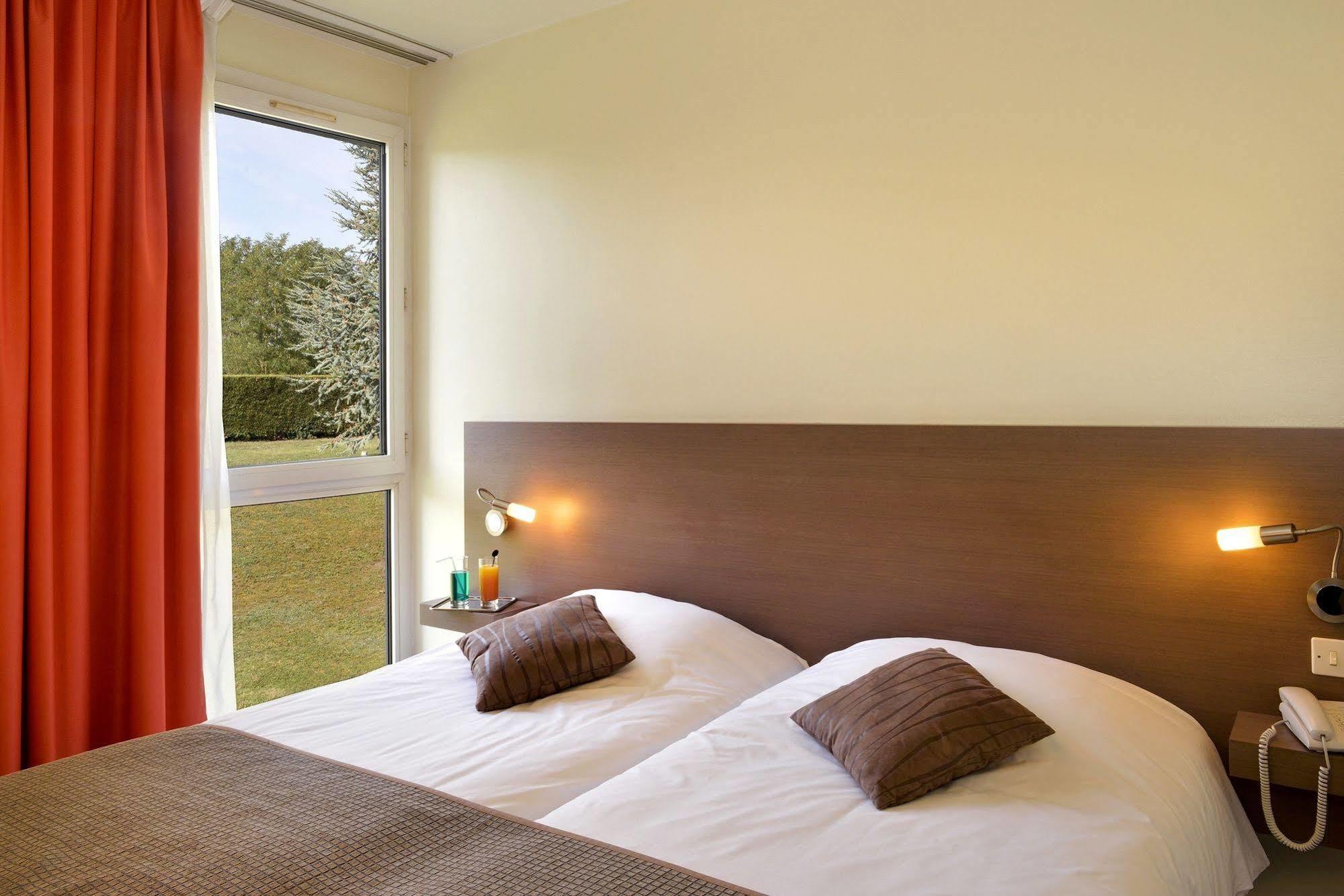 Triple Room,1653530296:JPEG